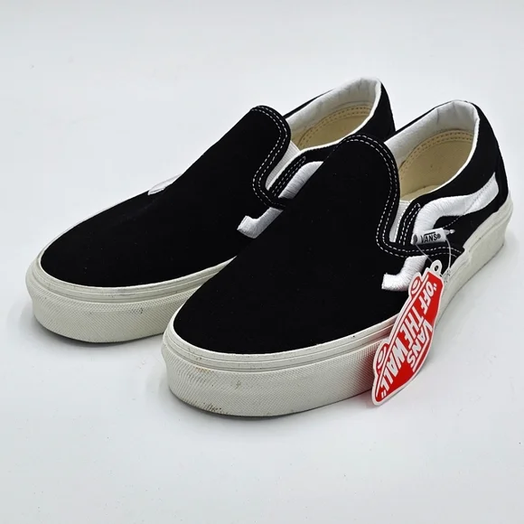 NWT Vans Black Suede Slip On Women's Size 8 (Men's 6.5) - Picture 1 of 3